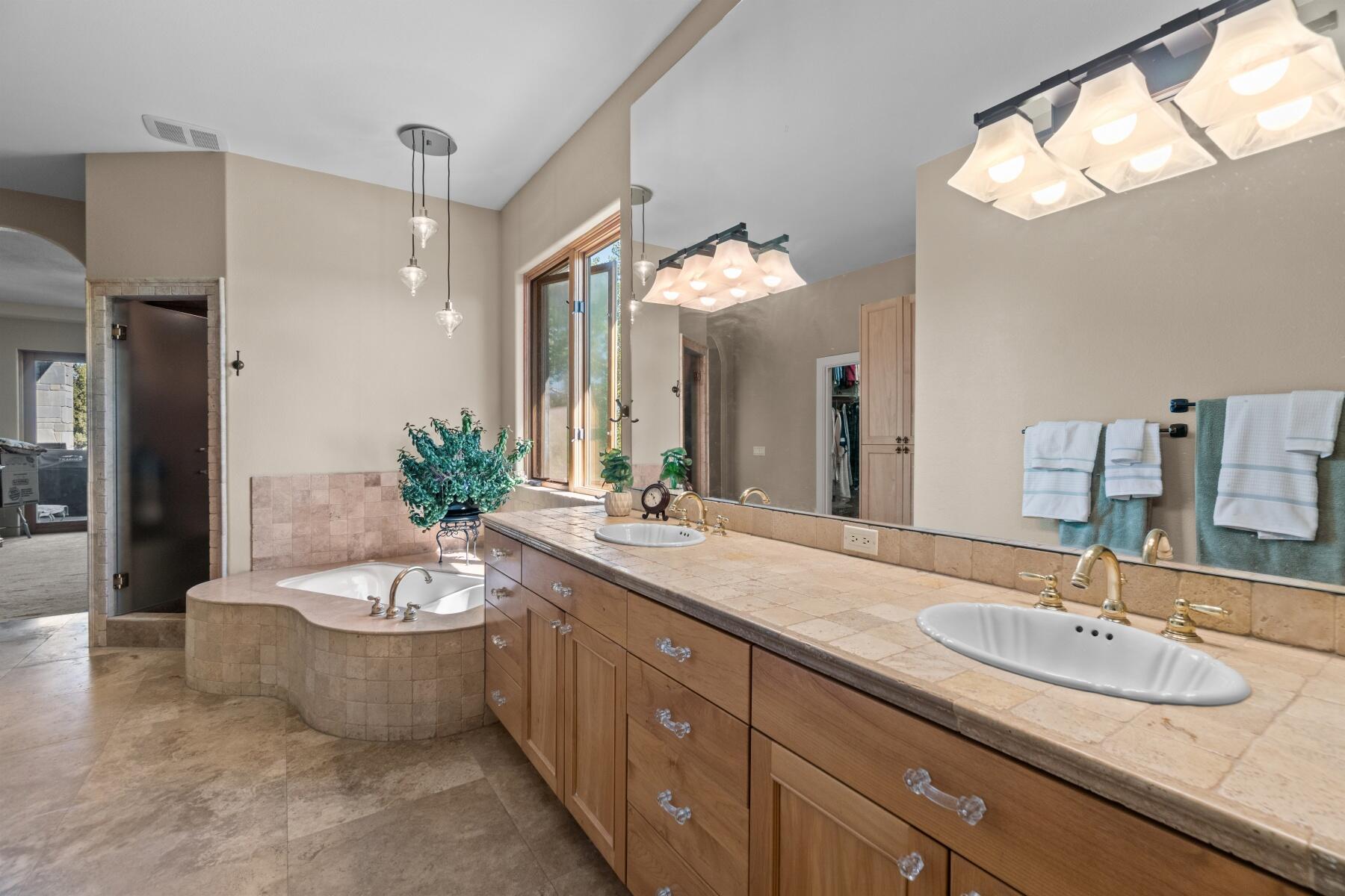 Vista Del Sol - Residential