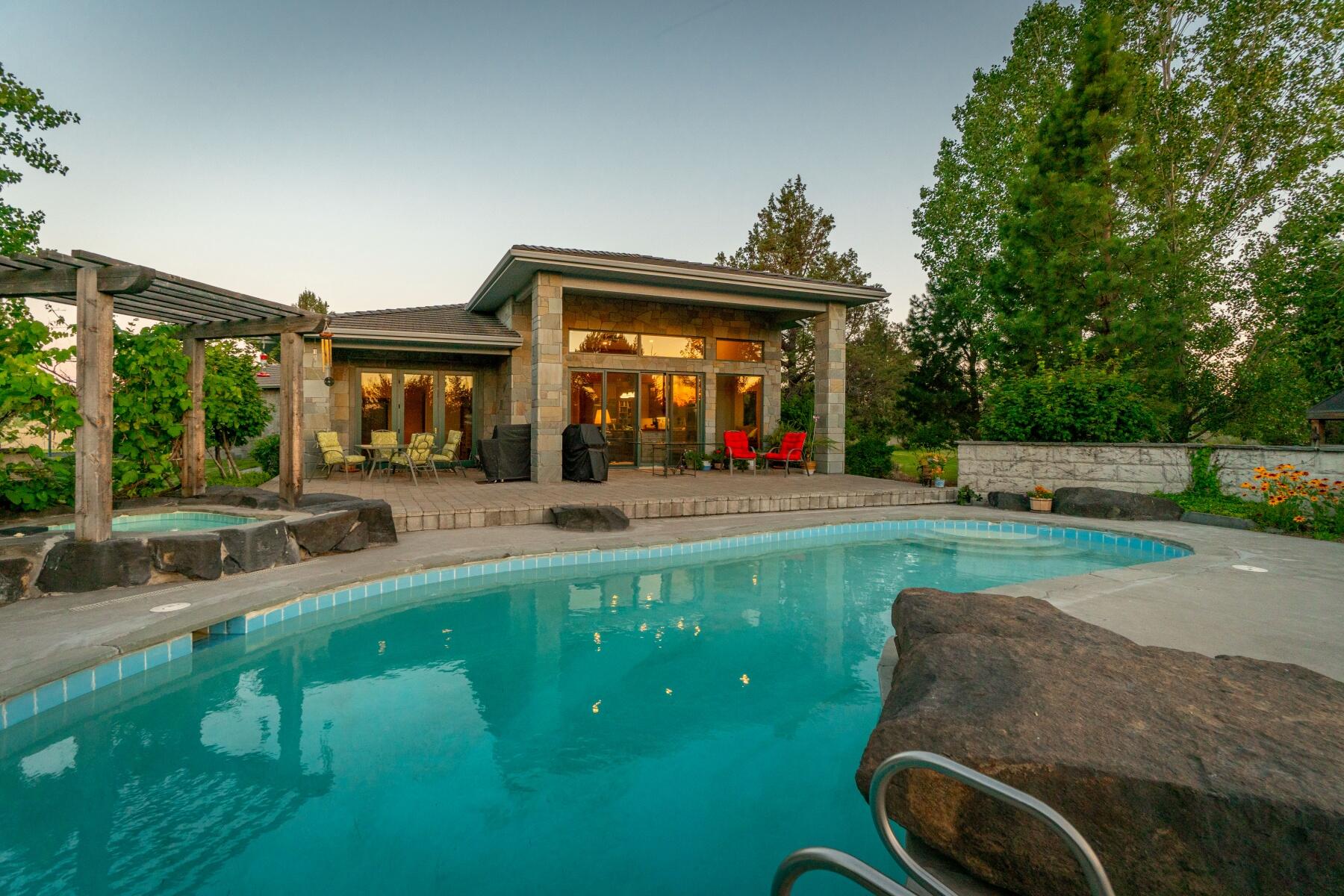 Vista Del Sol - Residential