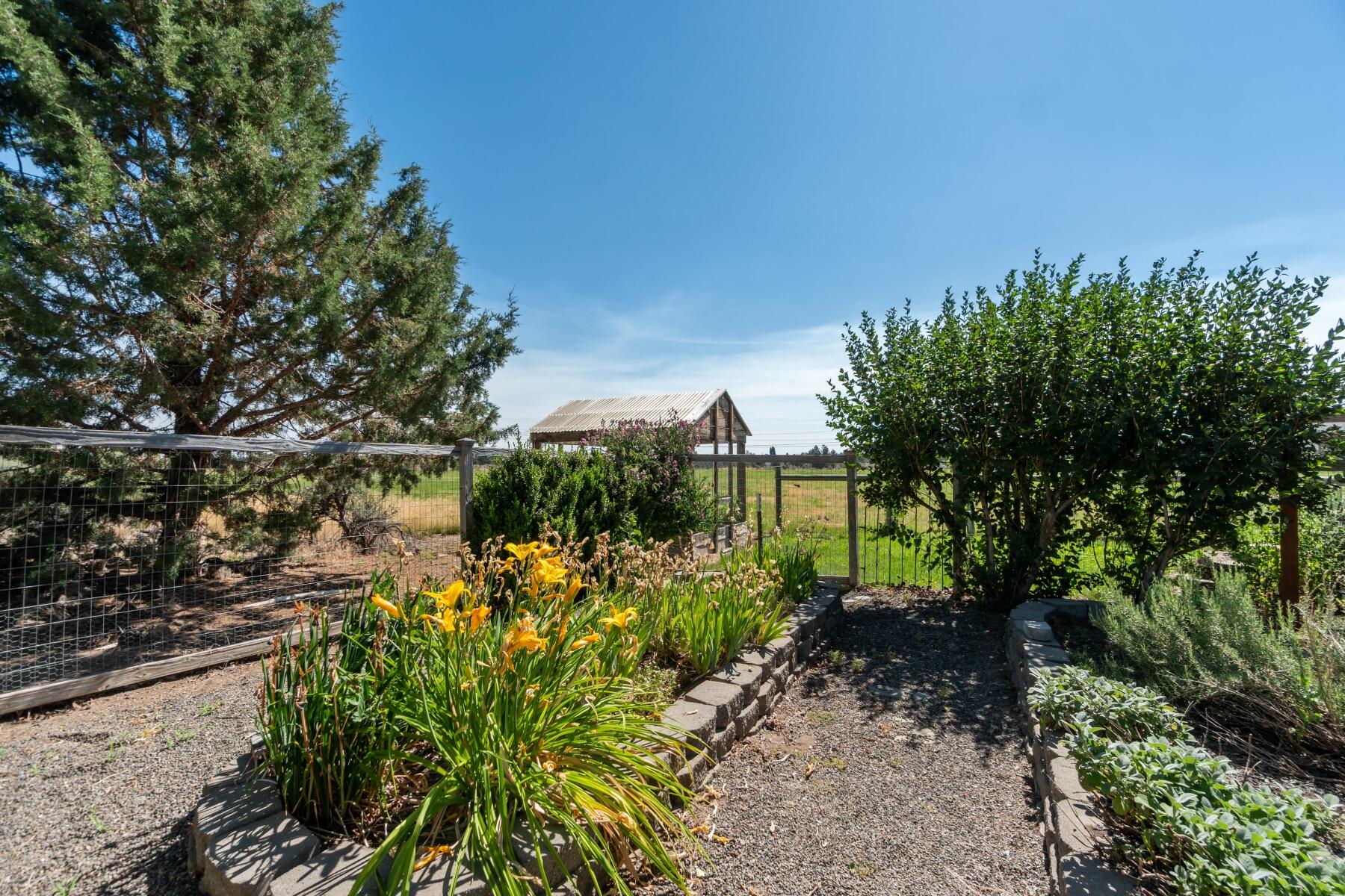 Vista Del Sol - Residential