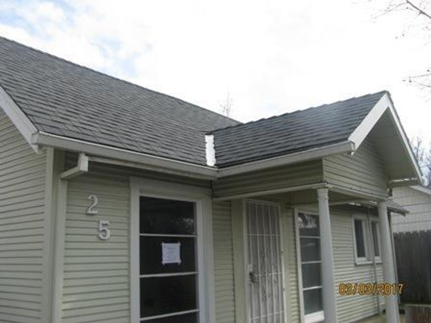 Cottage style 2bd/1ba large kitchen and living rooms, foundation has issues! Home is not currently in a financable state. Rear yard sports what had at 1 time been additional living space with storage however no longer habitable and no county record for square footage (would make a great shop or tear down and build new) Cash or rehab loan only.