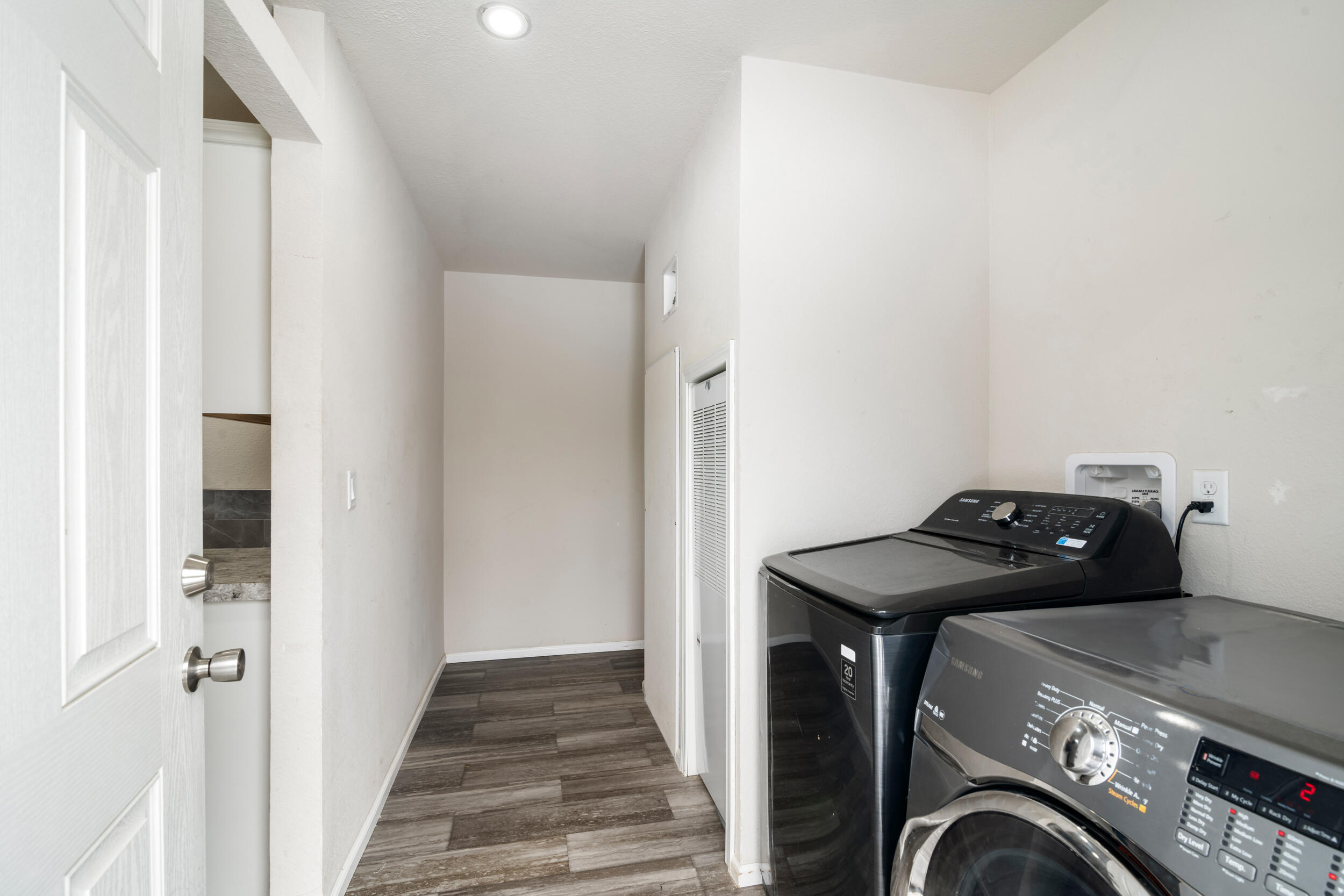 Sun Forest Estates - Residential