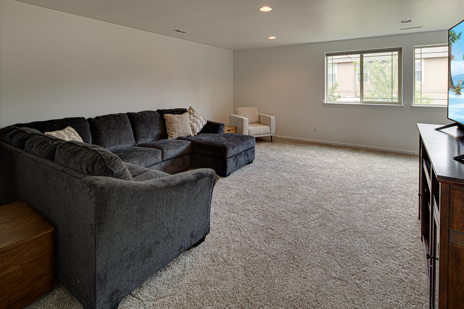 Kian Canyon - Residential