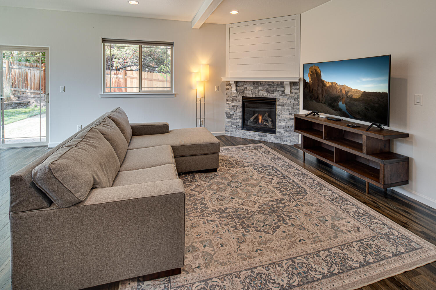 Kian Canyon - Residential