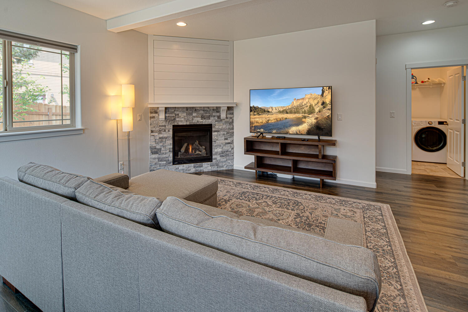 Kian Canyon - Residential