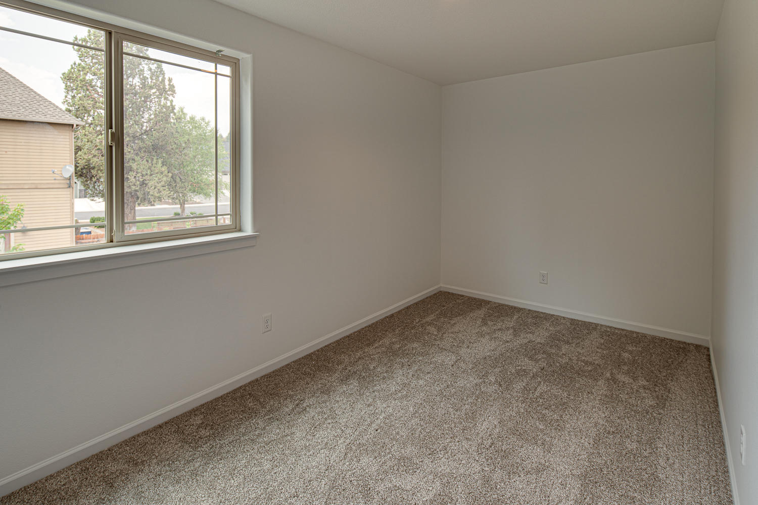 Kian Canyon - Residential