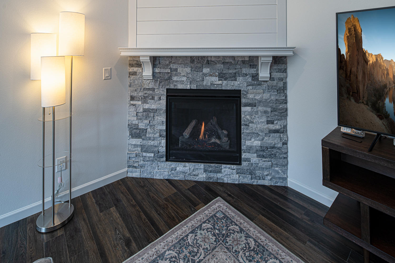 Kian Canyon - Residential