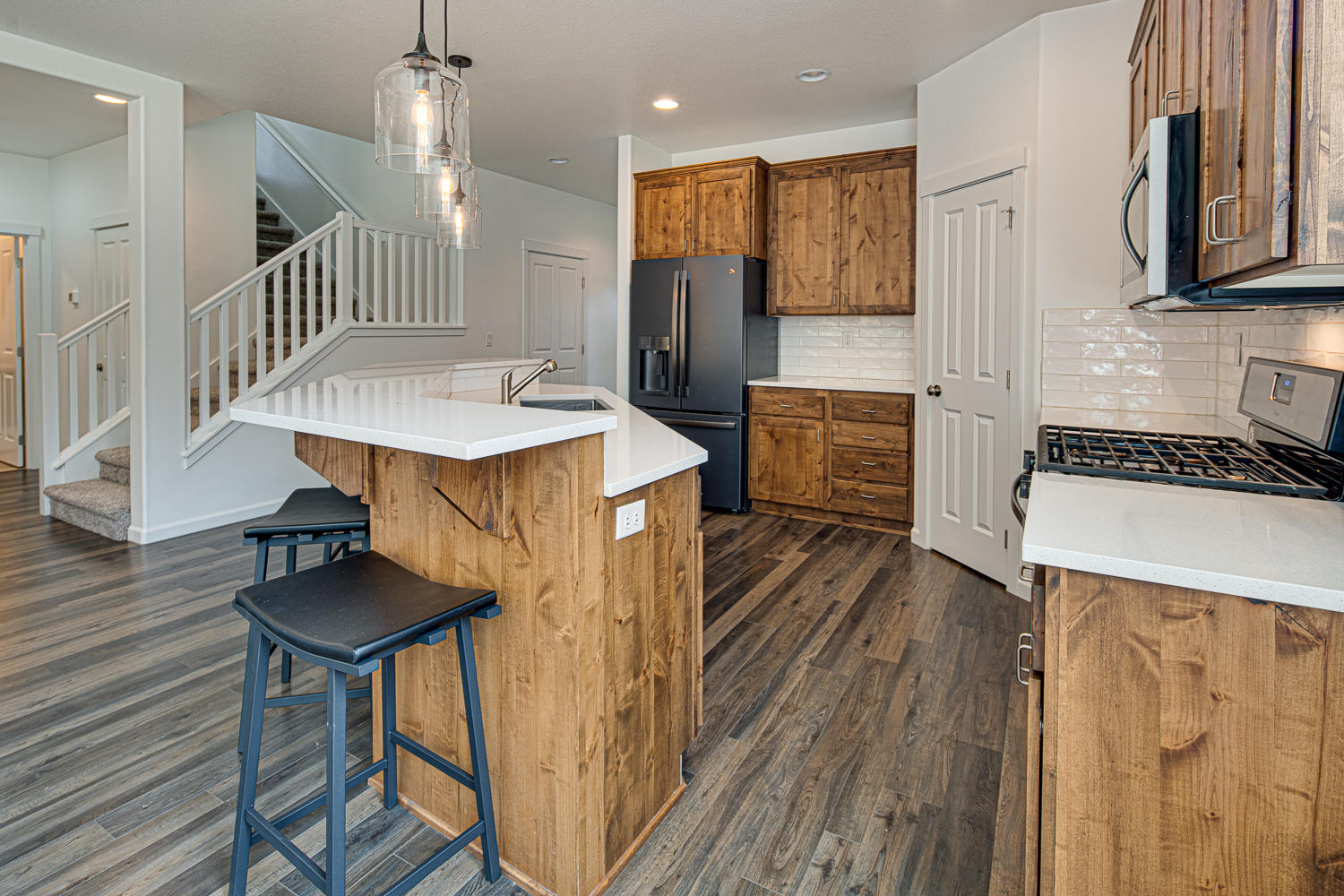 Kian Canyon - Residential