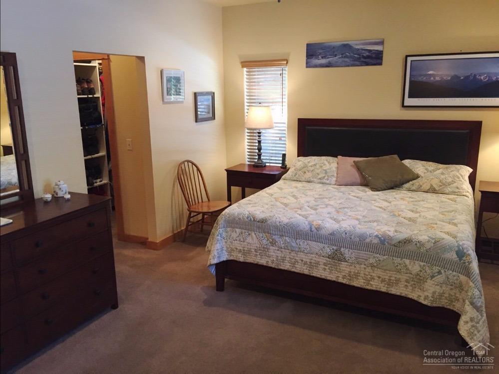 Creekside - Residential