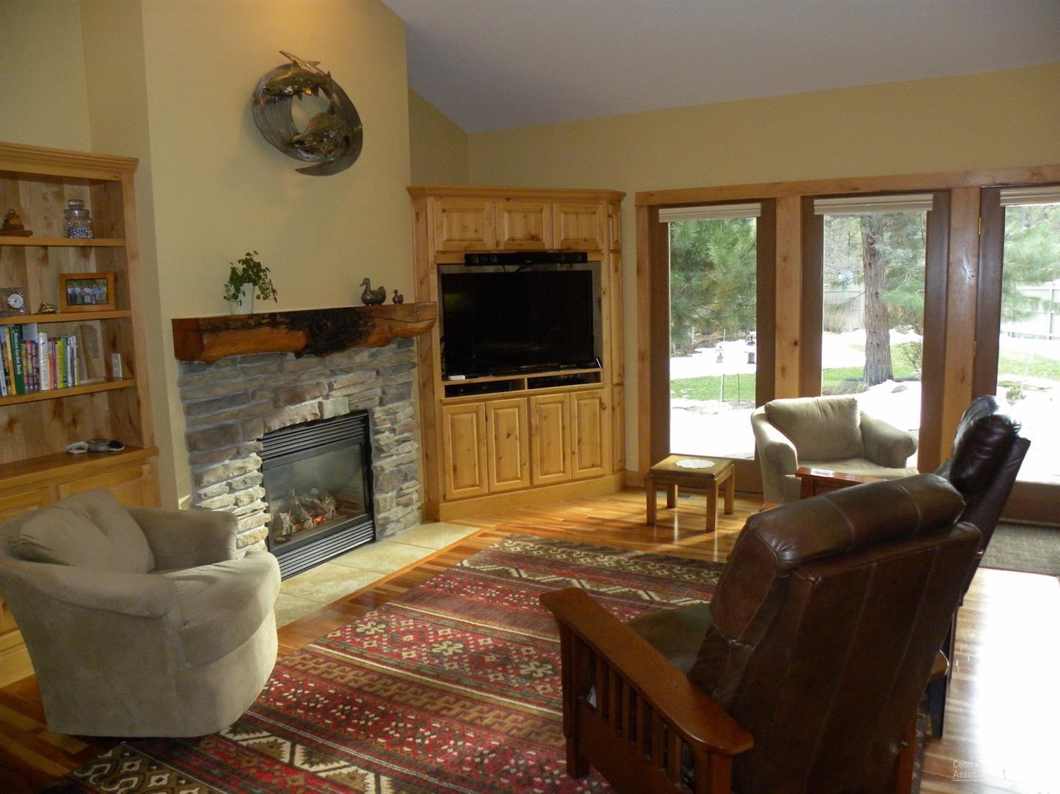 Creekside - Residential