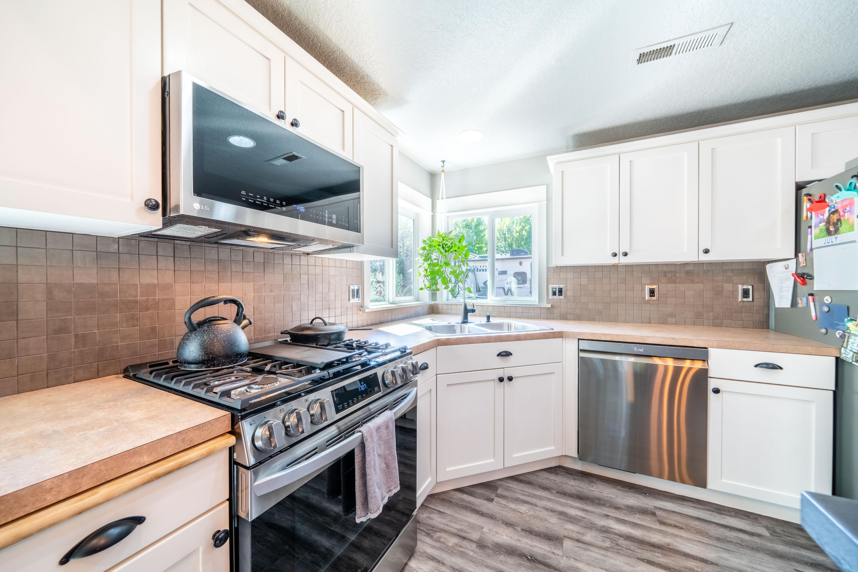 Larkspur - Residential