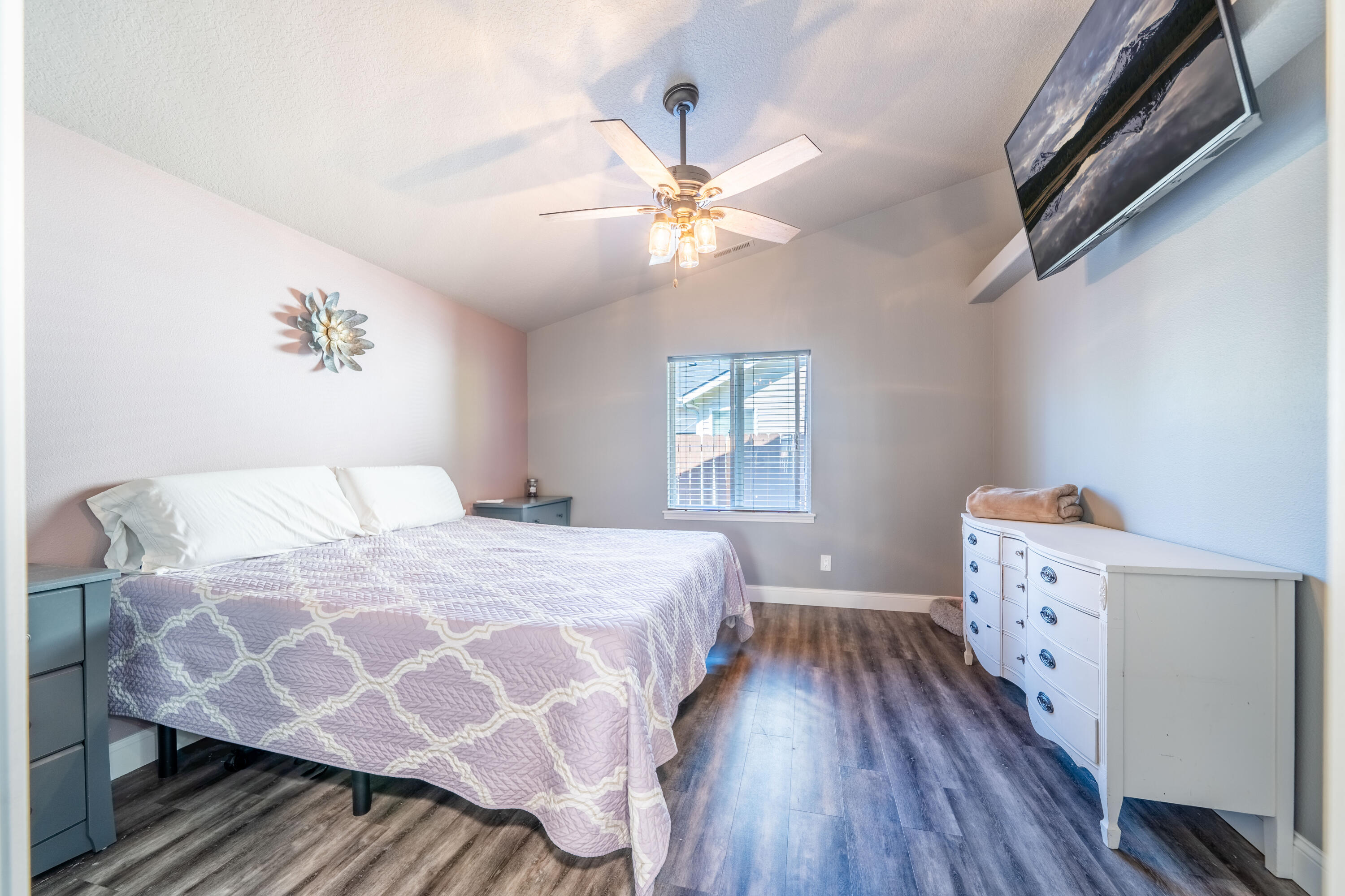 Larkspur - Residential