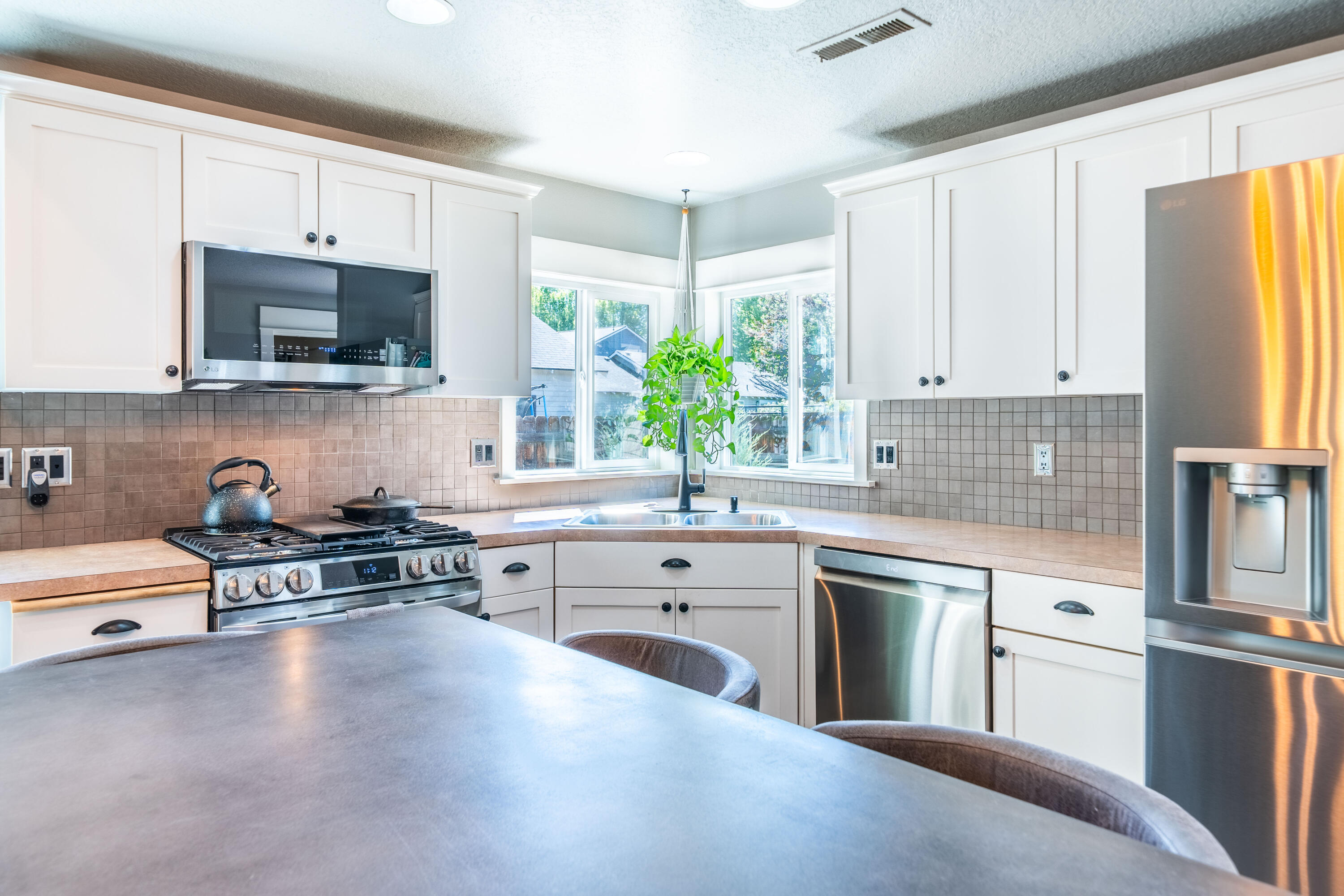 Larkspur - Residential