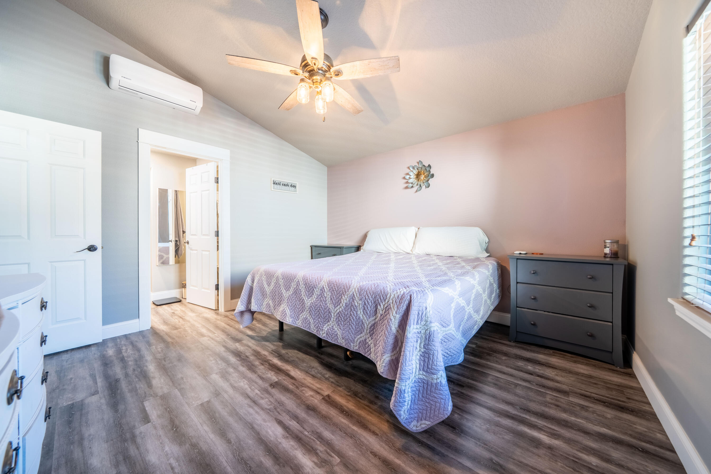 Larkspur - Residential