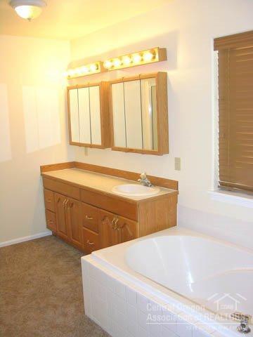 Deschutes RiverWoods - Residential