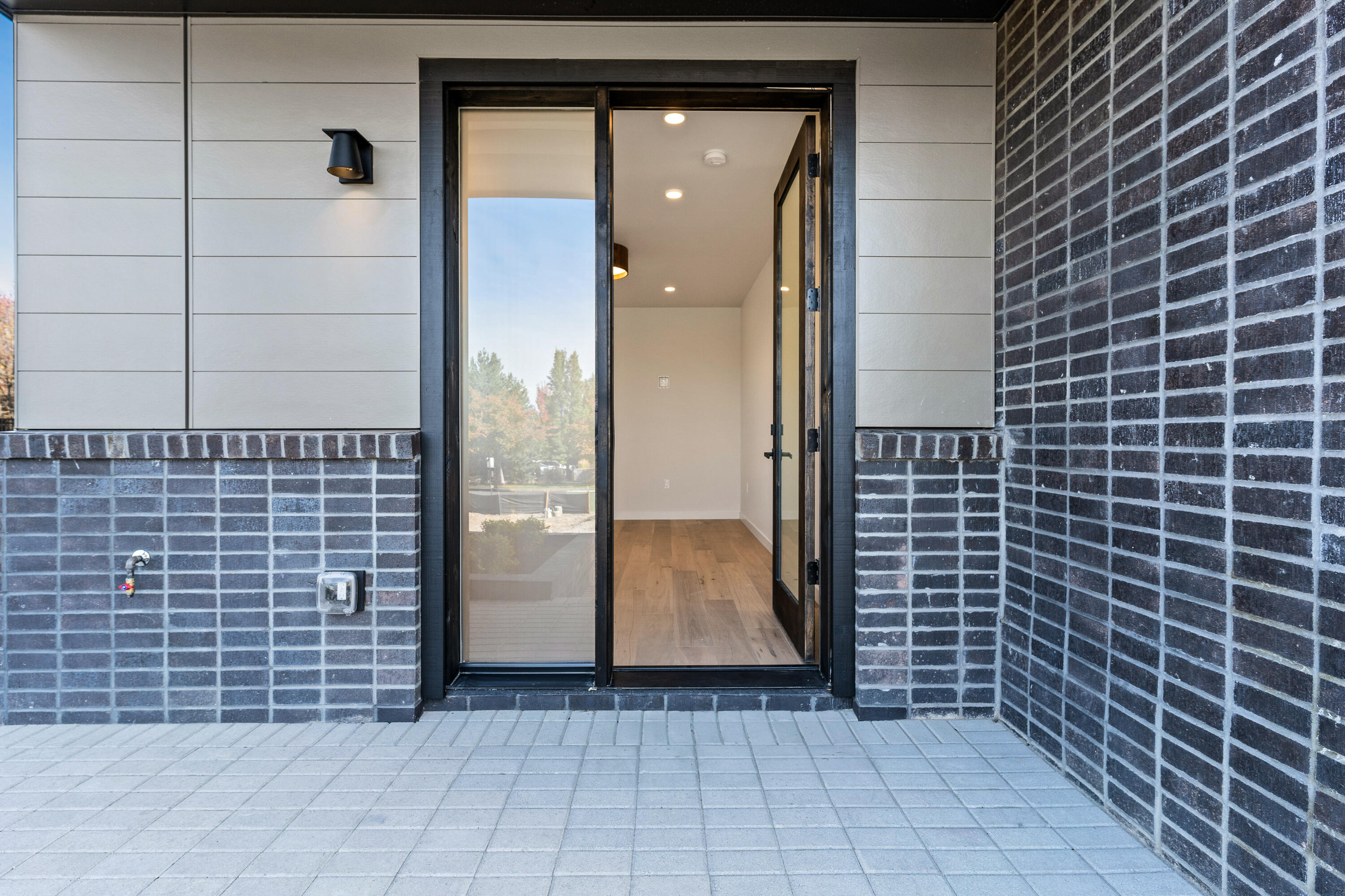 Arrowood Eight - Residential