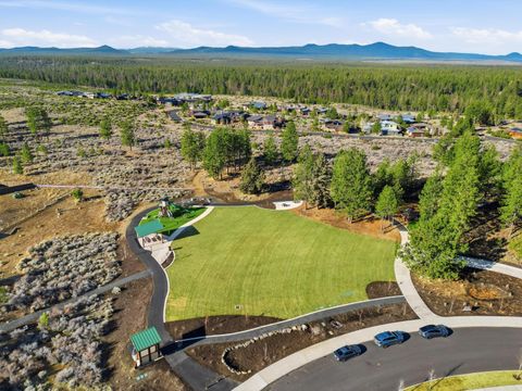 Tiny photo for 62621 NW Mt Hood Drive, Bend, OR 97703 (MLS # 220215024)