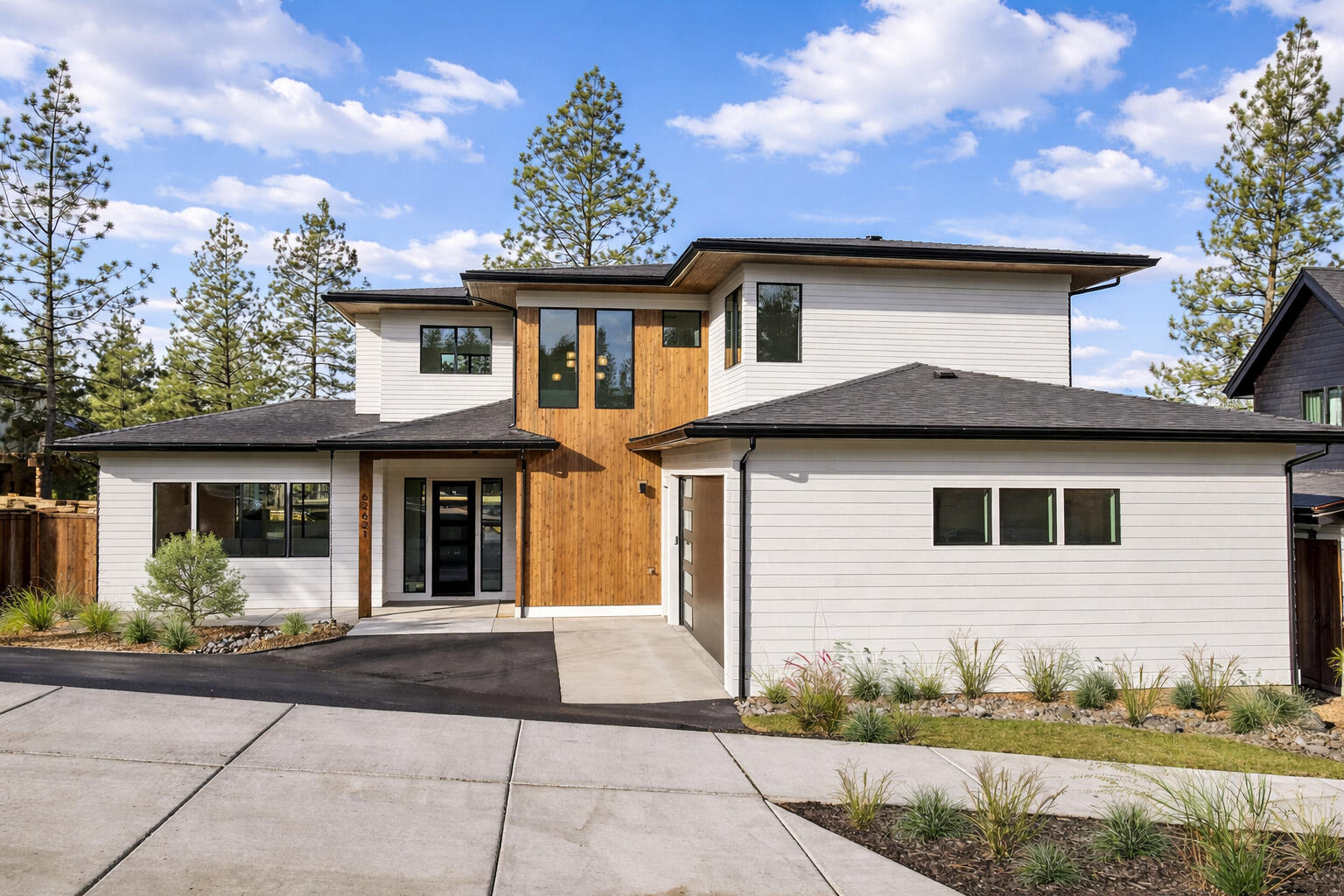 62621 NW Mt Hood Drive