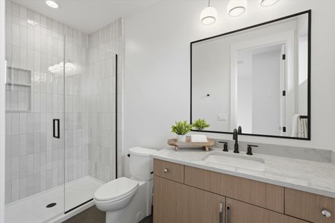 Tiny photo for 62621 NW Mt Hood Drive, Bend, OR 97703 (MLS # 220215024)