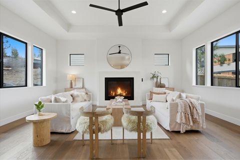 Tiny photo for 62621 NW Mt Hood Drive, Bend, OR 97703 (MLS # 220215024)