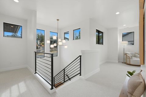 Tiny photo for 62621 NW Mt Hood Drive, Bend, OR 97703 (MLS # 220215024)