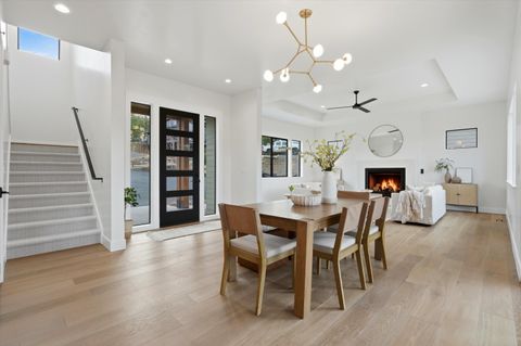 Tiny photo for 62621 NW Mt Hood Drive, Bend, OR 97703 (MLS # 220215024)