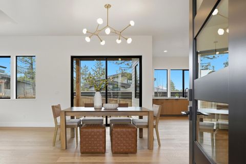 Tiny photo for 62621 NW Mt Hood Drive, Bend, OR 97703 (MLS # 220215024)