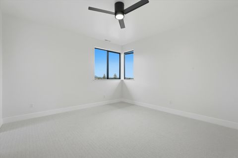 Tiny photo for 62621 NW Mt Hood Drive, Bend, OR 97703 (MLS # 220215024)