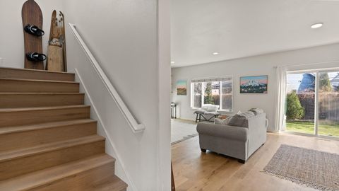 Tiny photo for 61648 Gemini Way, Bend, OR 97702 (MLS # 220212299)