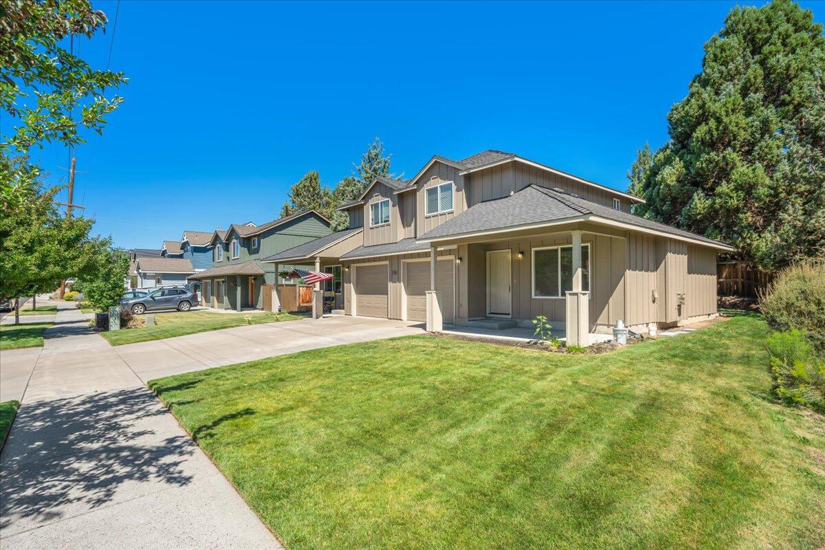 20812 Comet Lane