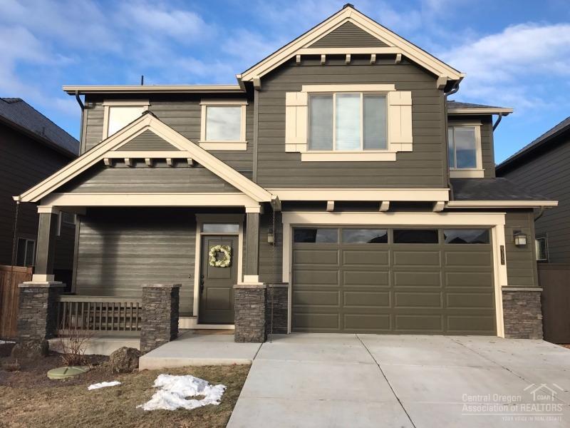 Lava Ridges - Residential