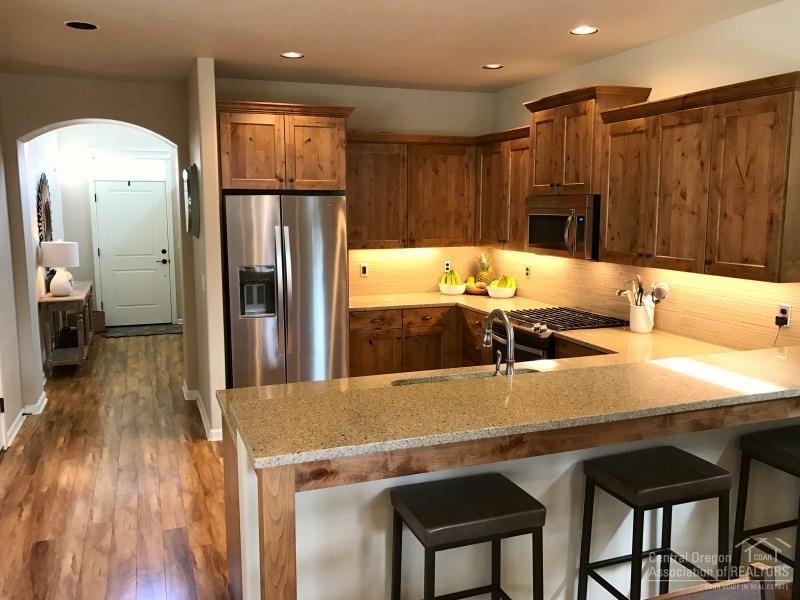 Lava Ridges - Residential