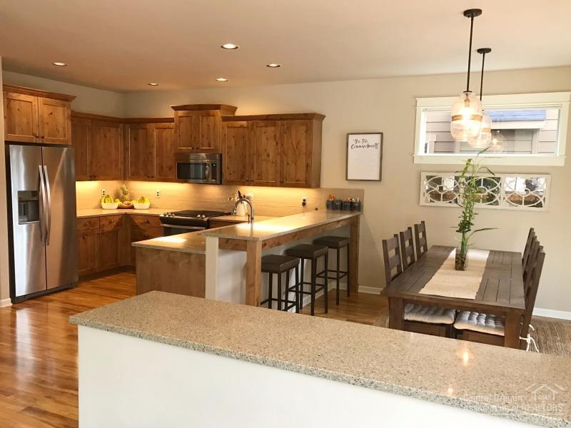 Lava Ridges - Residential