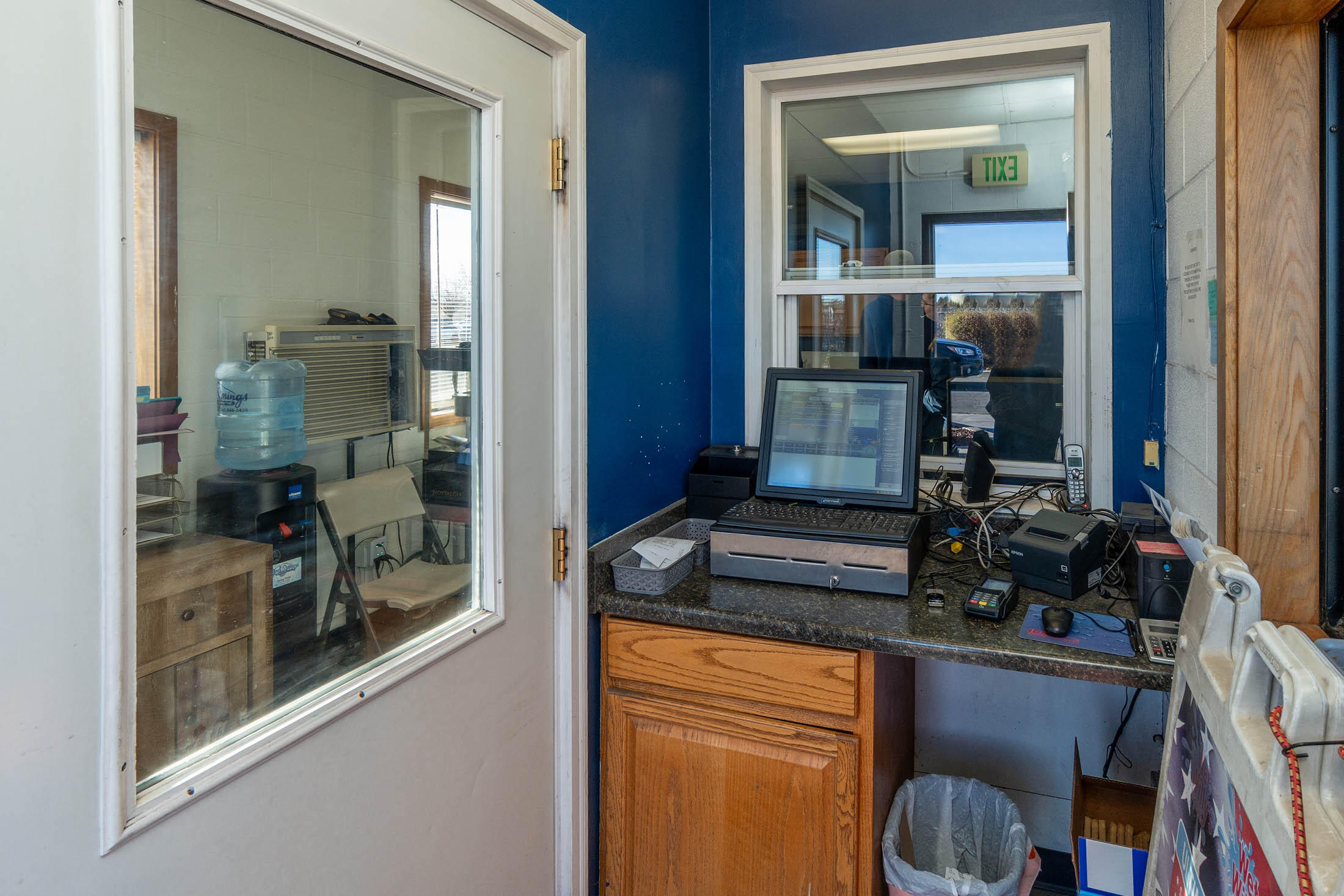 Planerville - Commercial Sale