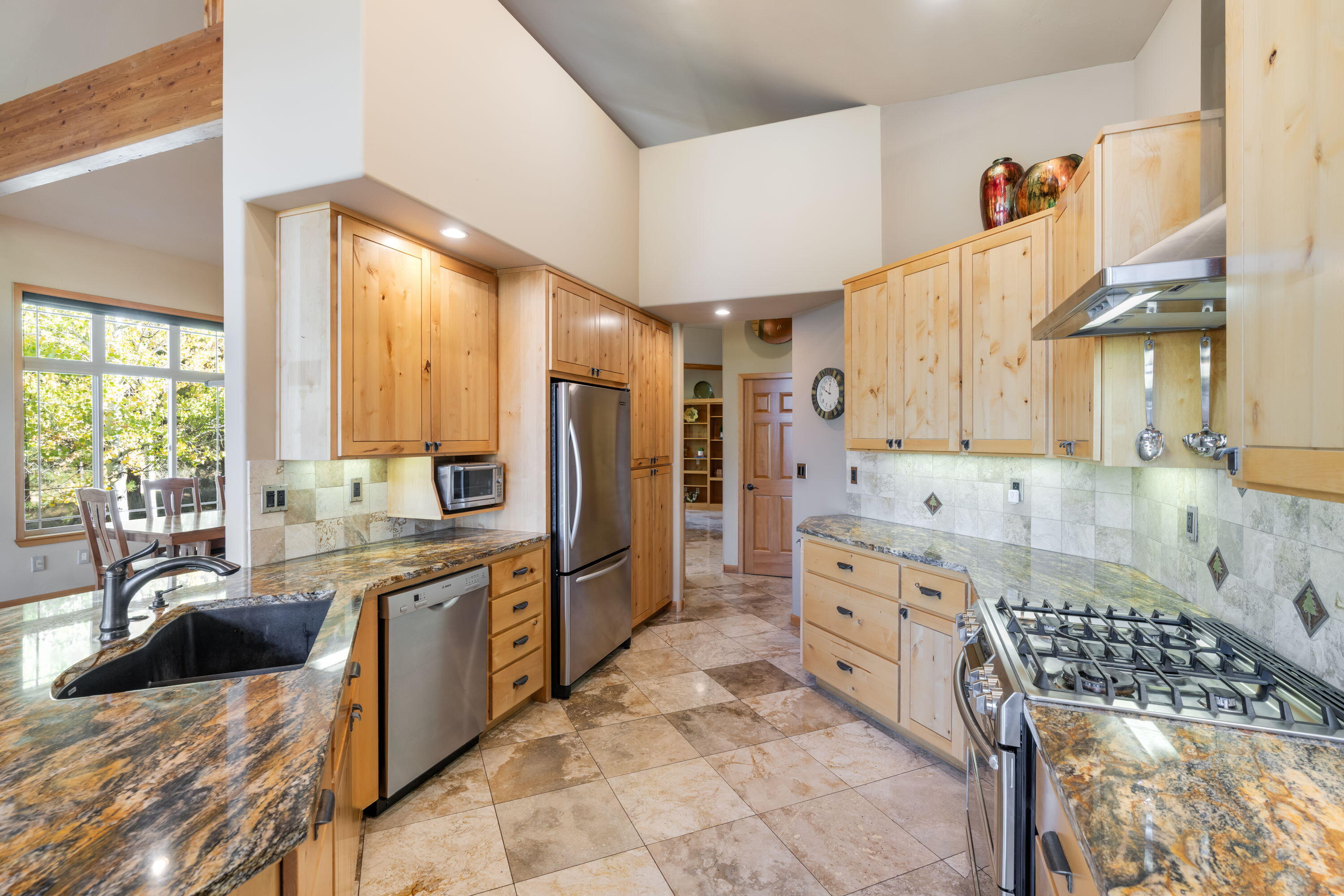 Skyliner Summit - Residential