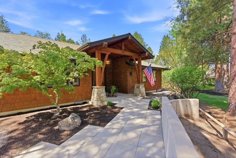 Photo of 20430 Powder Mountain Court, Bend, OR 97702 (MLS # 220221729)