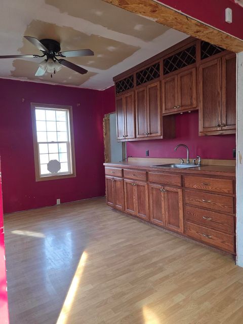 Tiny photo for 302 W Main Street, Klamath Falls, OR 97601 (MLS # 220215300)