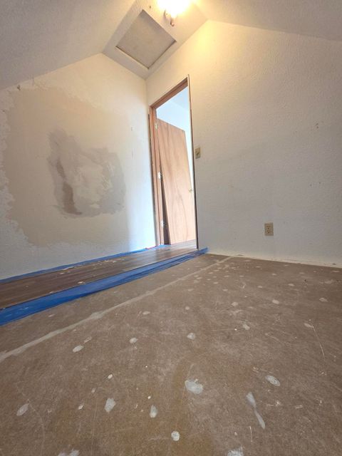 Tiny photo for 302 W Main Street, Klamath Falls, OR 97601 (MLS # 220215300)