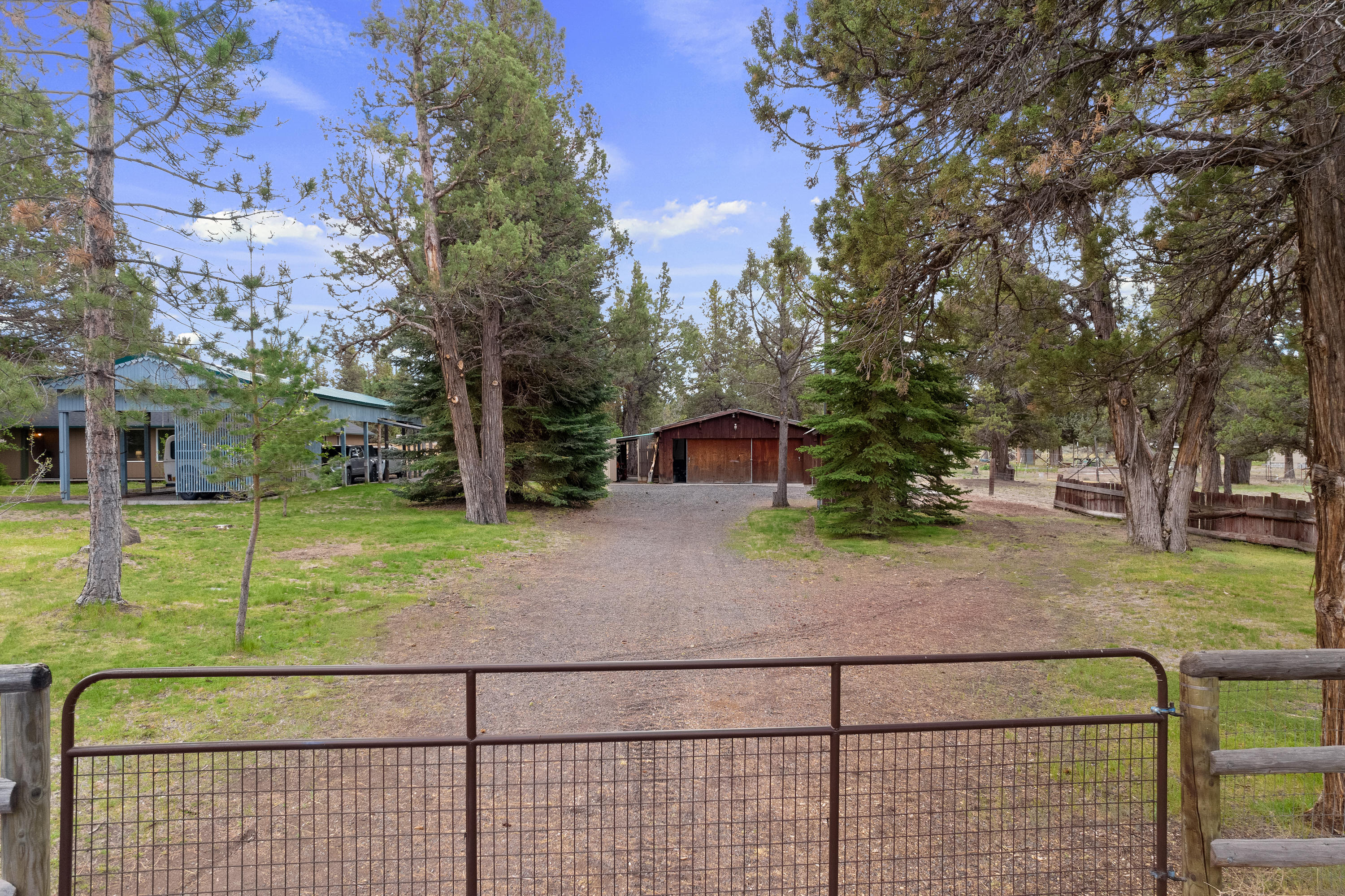 Forked Horn Estate - Residential