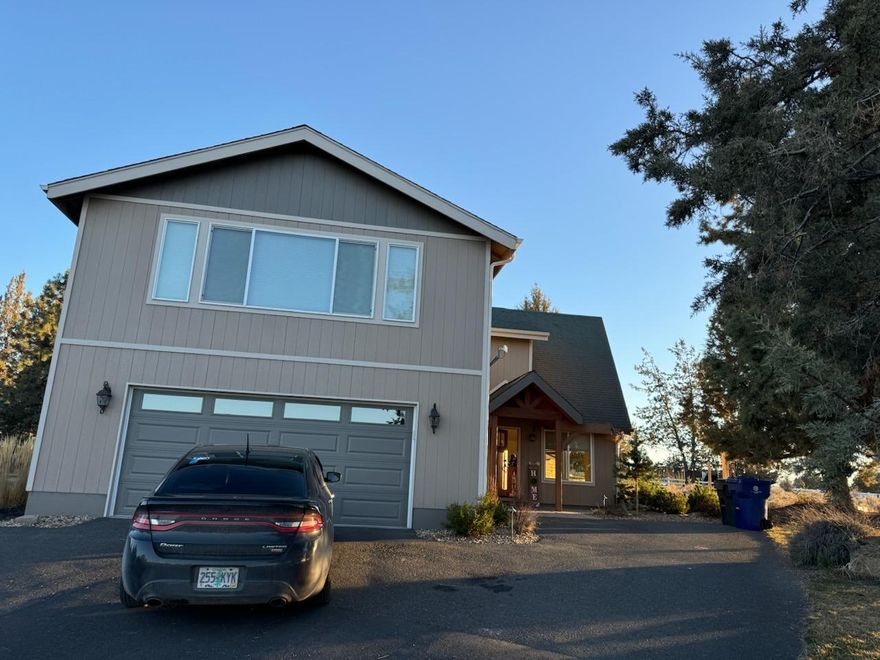 Entered for comps only.