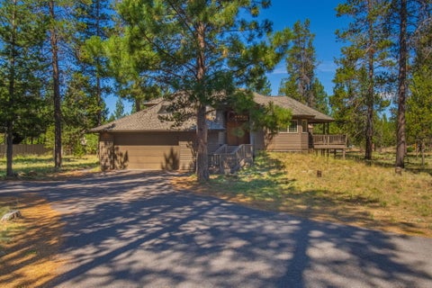 Tiny photo for 17745 Sarazen Lane #7, Bend, OR 97707 (MLS # 220224609)