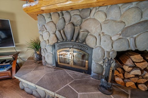 Tiny photo for 17745 Sarazen Lane #7, Bend, OR 97707 (MLS # 220224609)