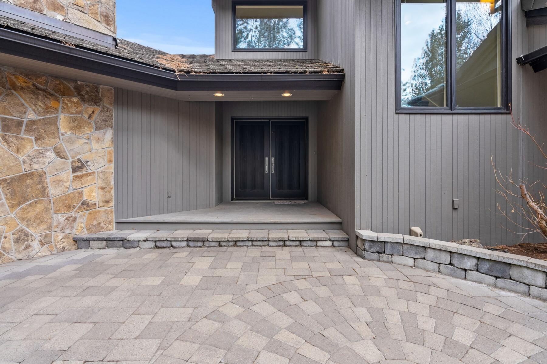 1694 NW Farewell Drive