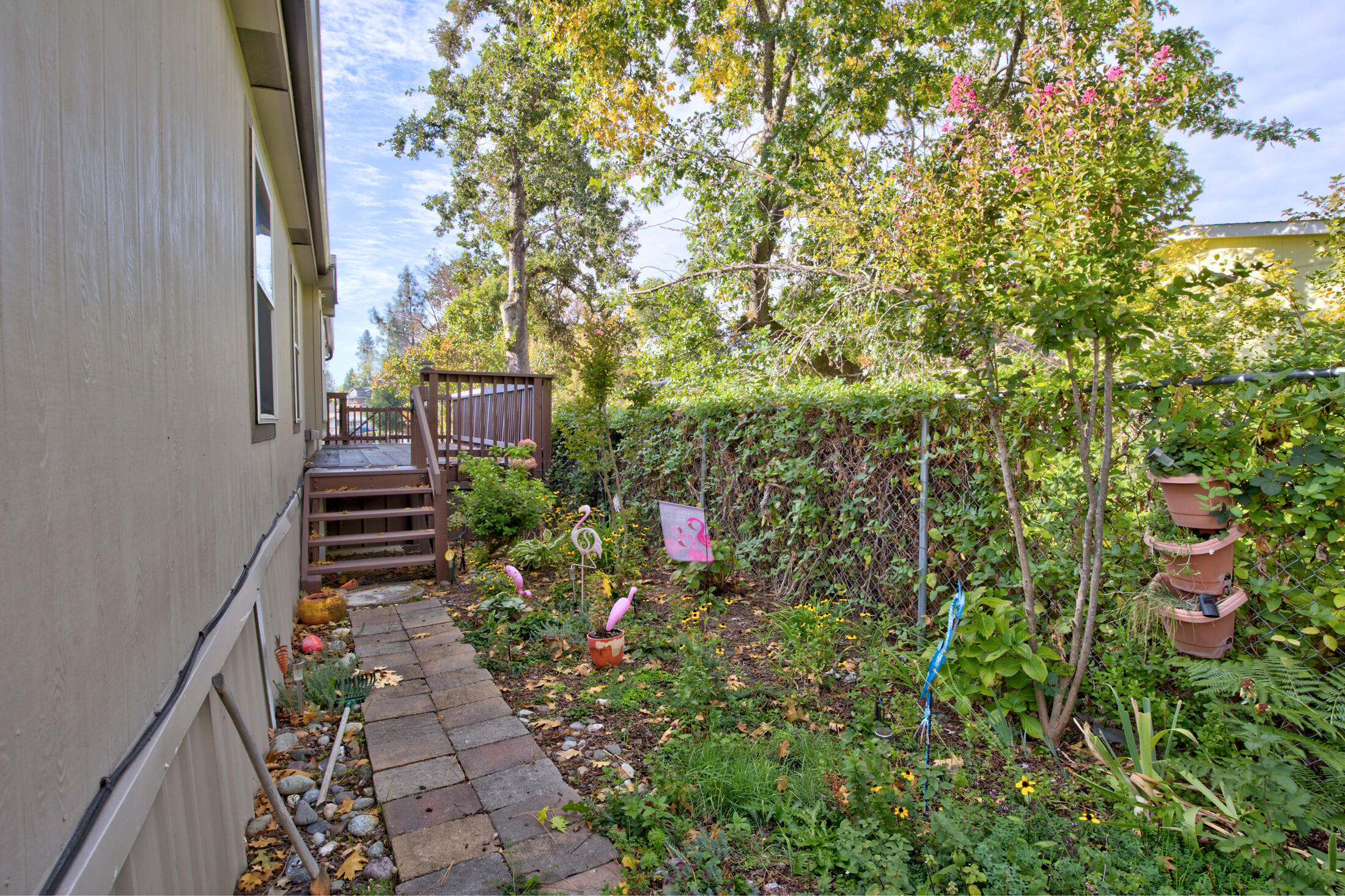 Country View Mobile Home Park - Residential