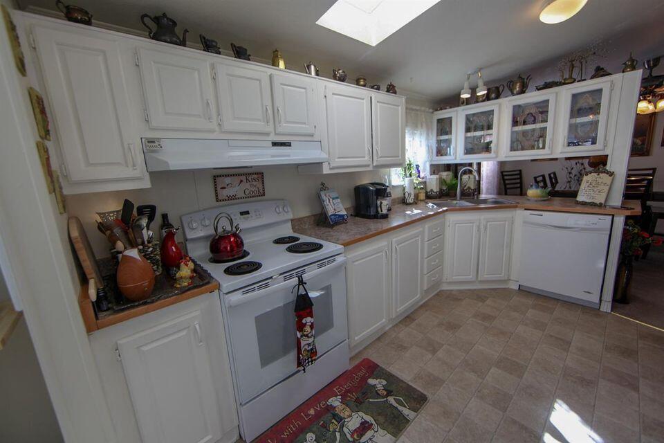 Country View Mobile Home Park - Residential