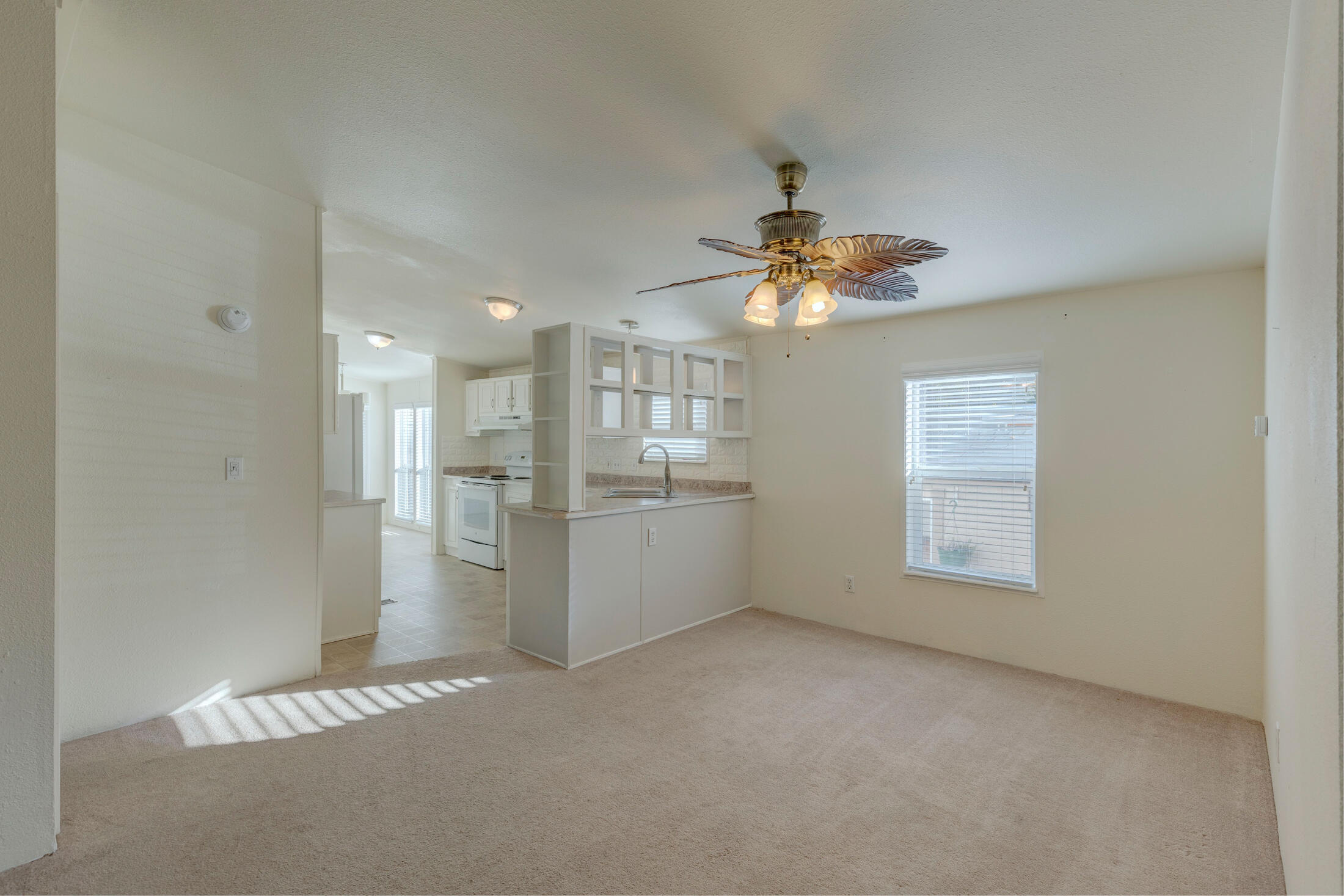 Country View Mobile Home Park - Residential