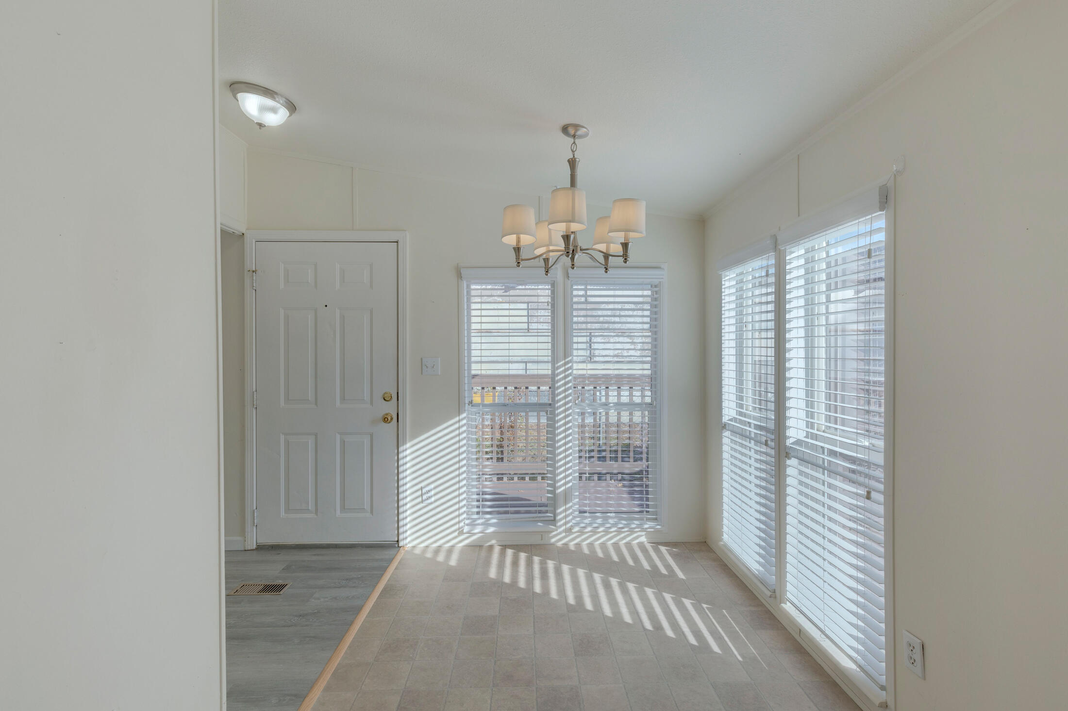 Country View Mobile Home Park - Residential