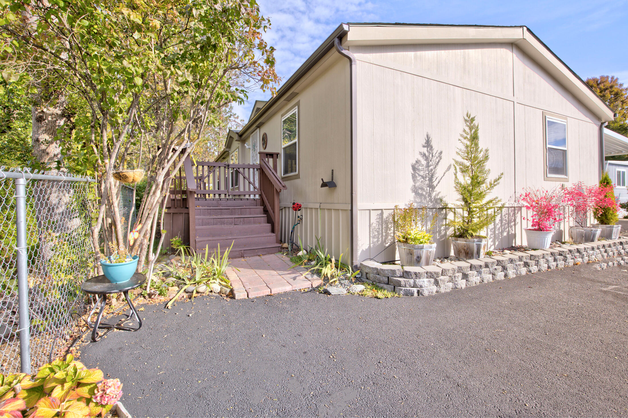 Country View Mobile Home Park - Residential