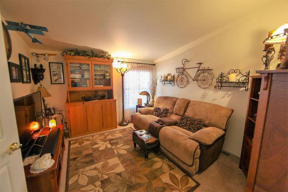 Country View Mobile Home Park - Residential