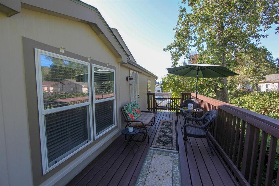 Country View Mobile Home Park - Residential