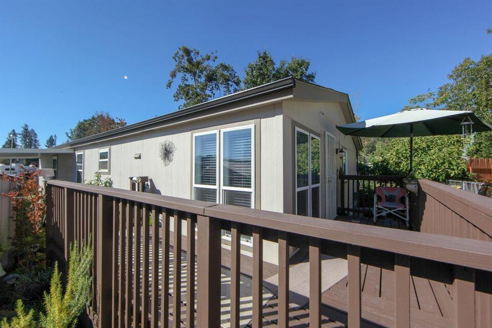 Country View Mobile Home Park - Residential